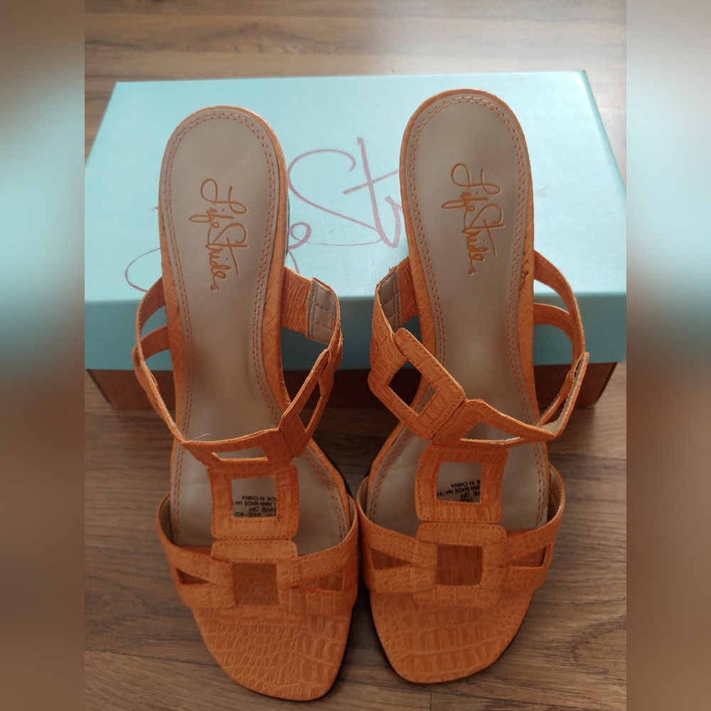 Life Stride Gorgeous Orange Slip-on Sandals Size 10